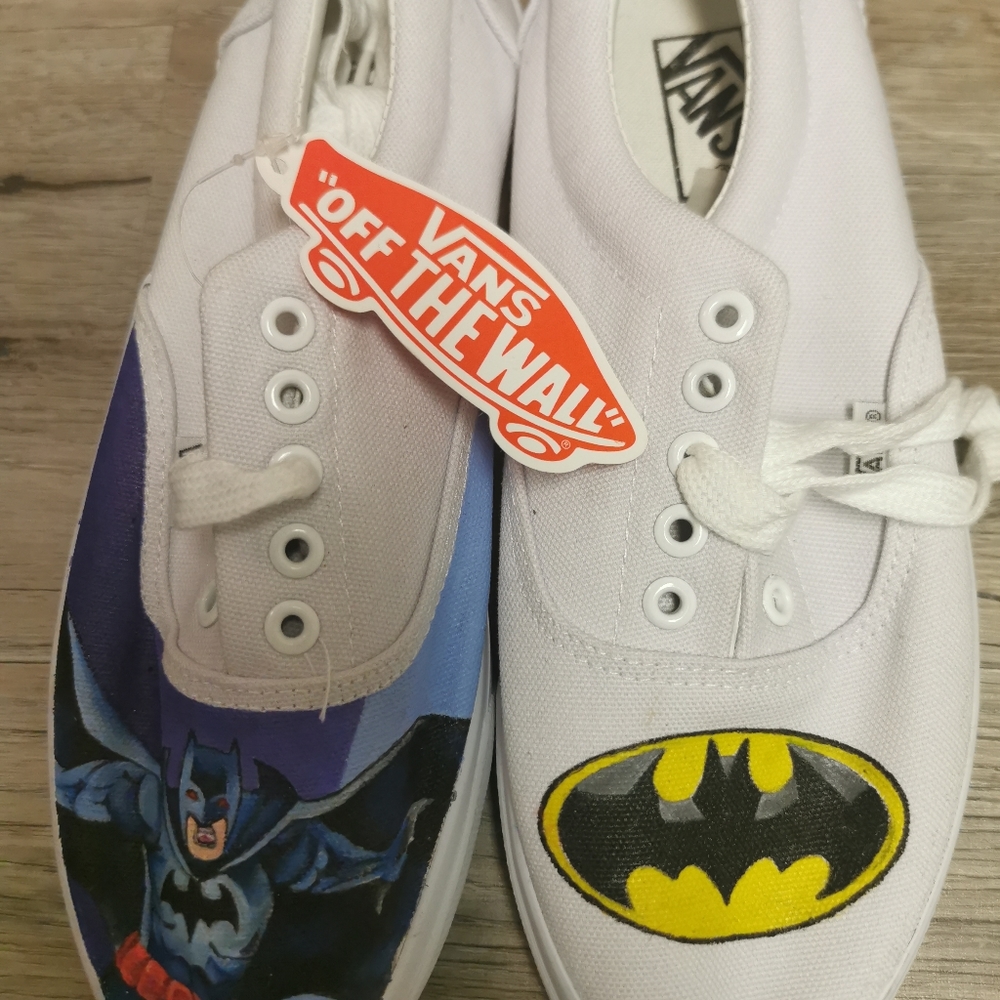 New! Vans hand painted Batman sneakers, w's10